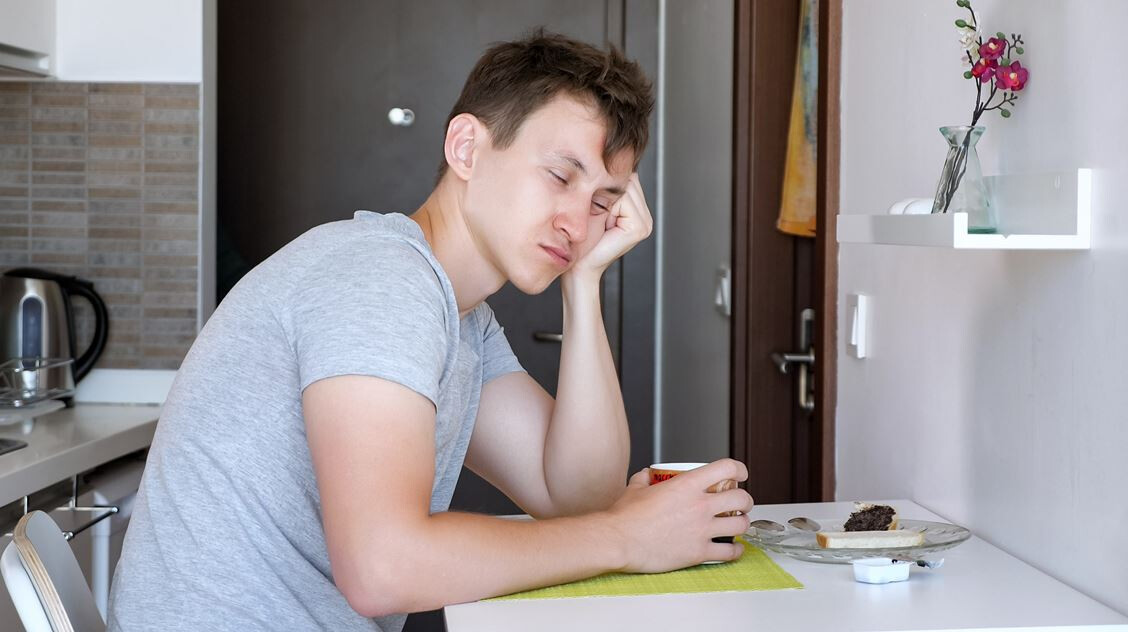 Kajakóma – Ezért tör rád az álmosság evés után