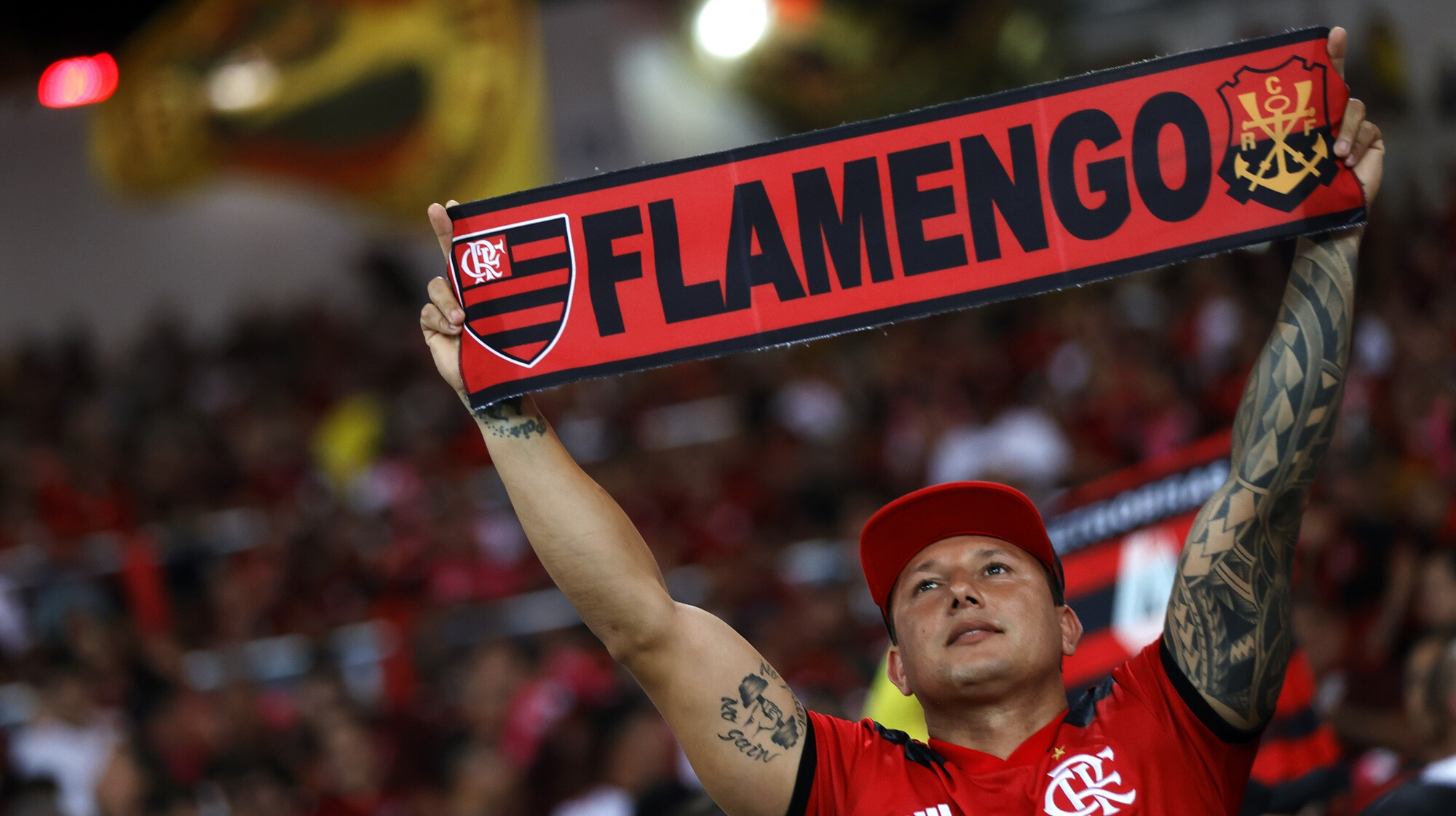 Meccsjeggyel csábítják a véradókat Brazíliában