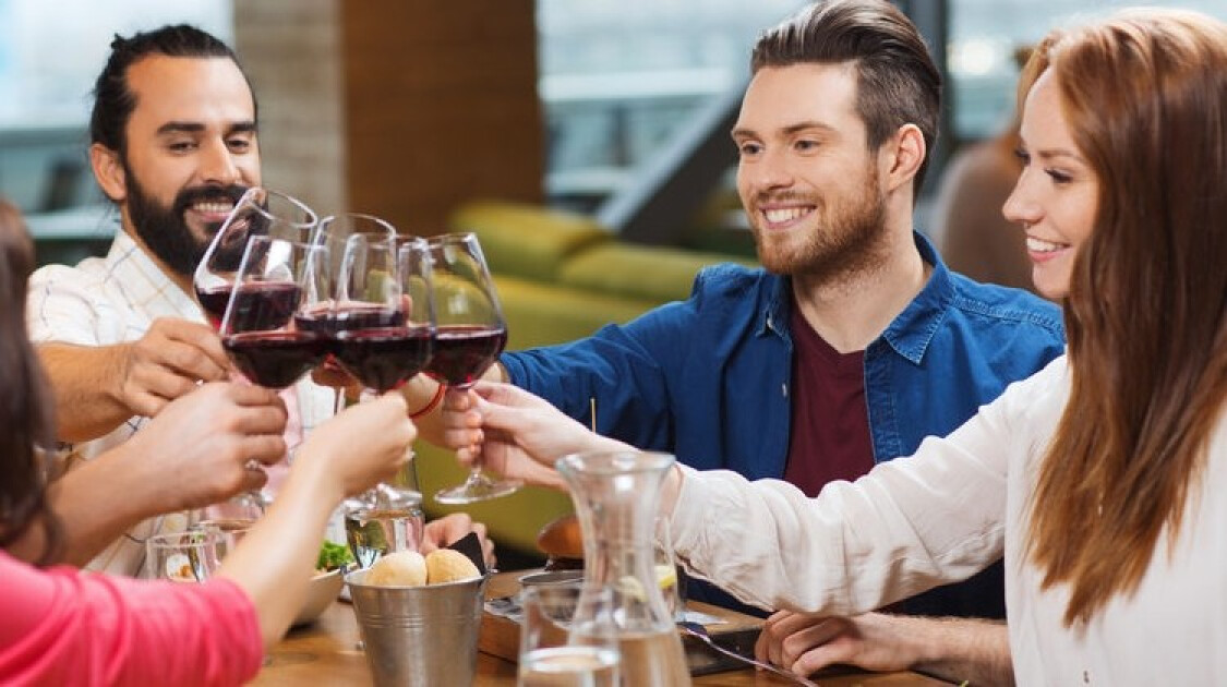 alkoholt inni randi előtt