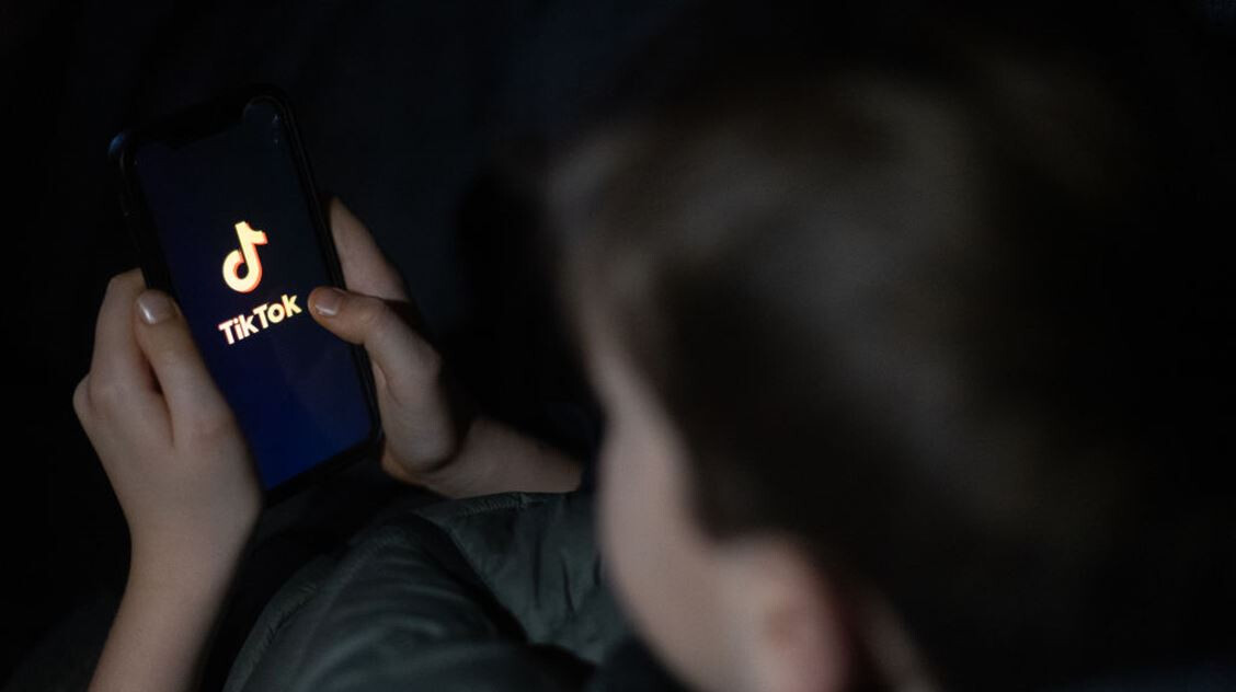 TikTok-kihívás miatt kerülnek kórházba a fiatalok – akár halálos is lehet az allergiagyógyszer-túladagolás