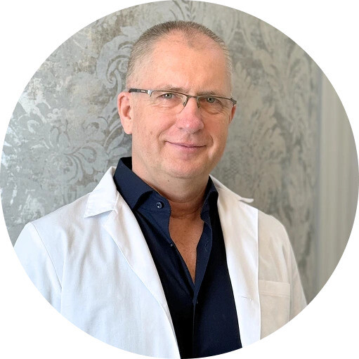 Dr. Nyirády Tamás szülész-nőgyógyász