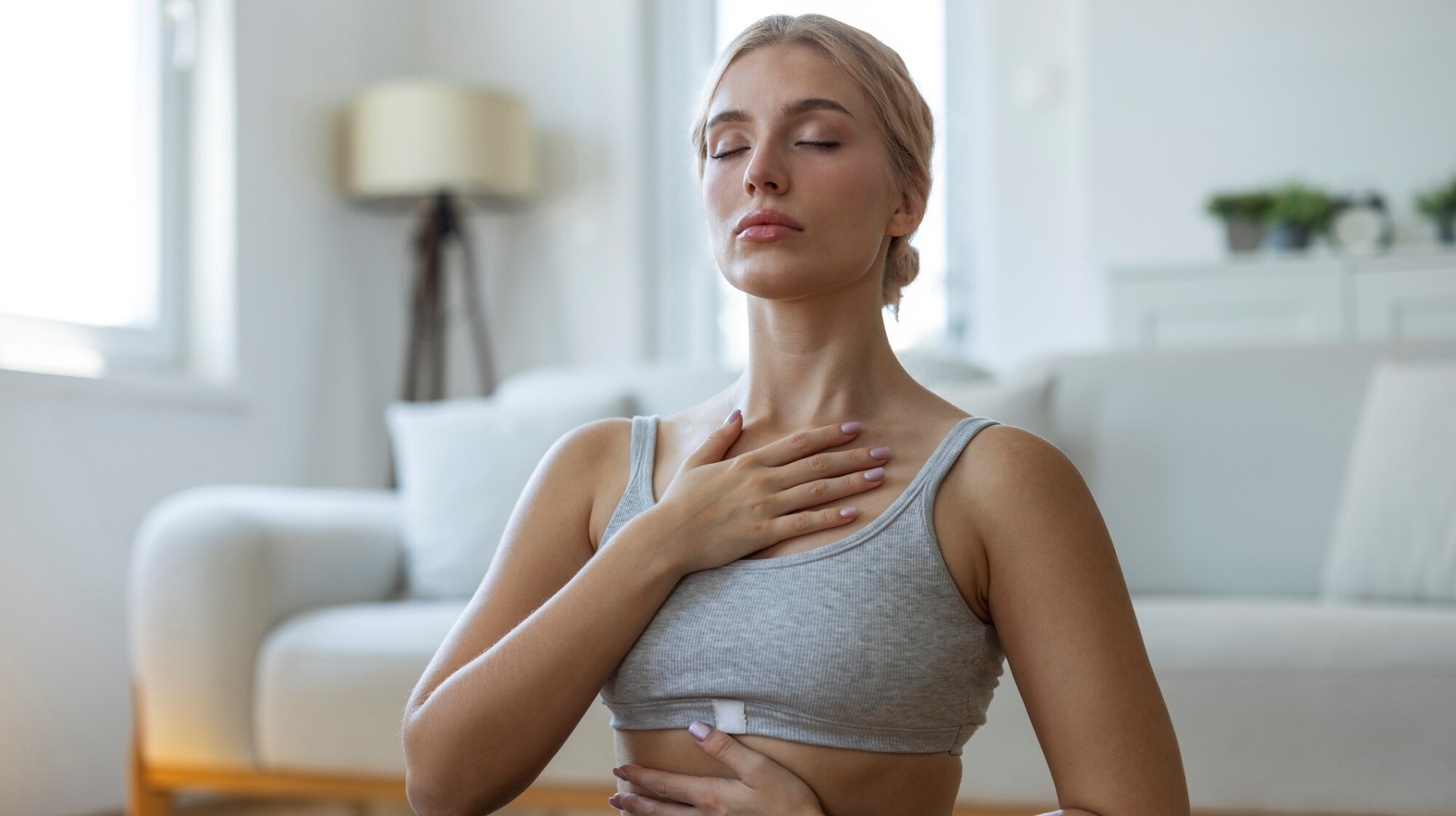5 perces gyakorlatok stressz ellen: bárhol működnek – Csak néhány lépést kell követni